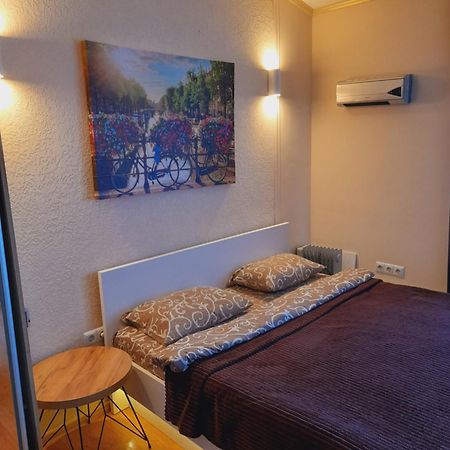 Studio Apartments In Center Mini 5 Поверх Без Ліфту Ivano-Frankivsk Camera foto