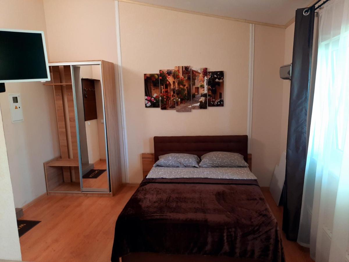 Studio Apartments In Center Mini 5 Поверх Без Ліфту Ivano-Frankivsk Esterno foto